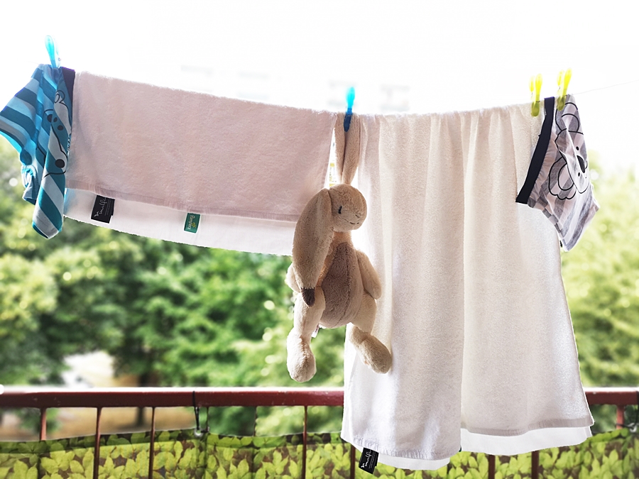 Jak prać dziecięce ubrania?