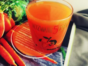 Sok marchwiowy jako jedna porcja warzyw