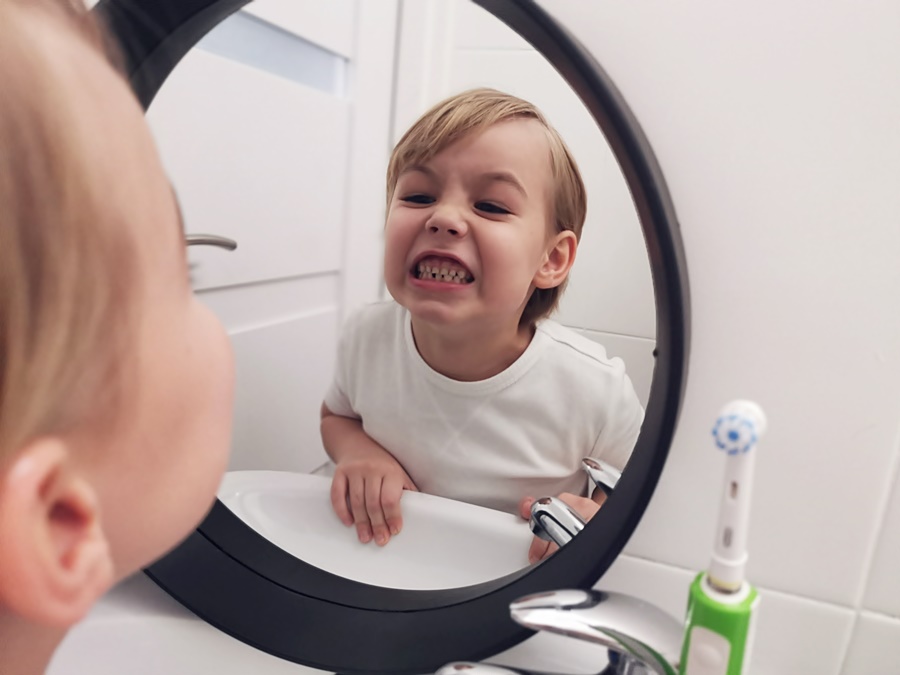 jak chronić zęby dziecka